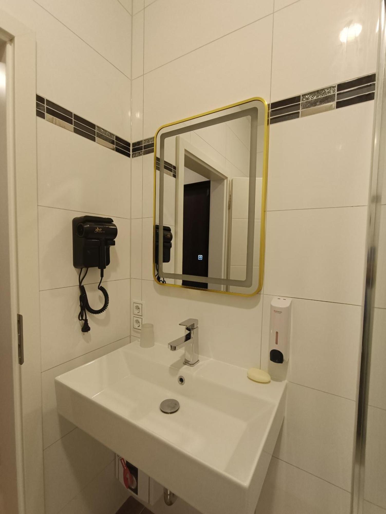 Hotel Destille Dormagen Rum bild
