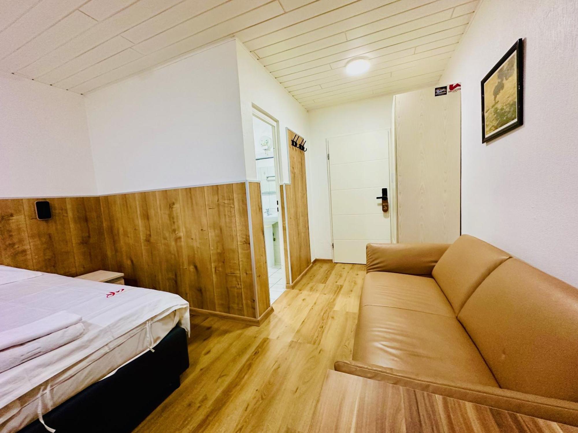 Hotel Destille Dormagen Rum bild