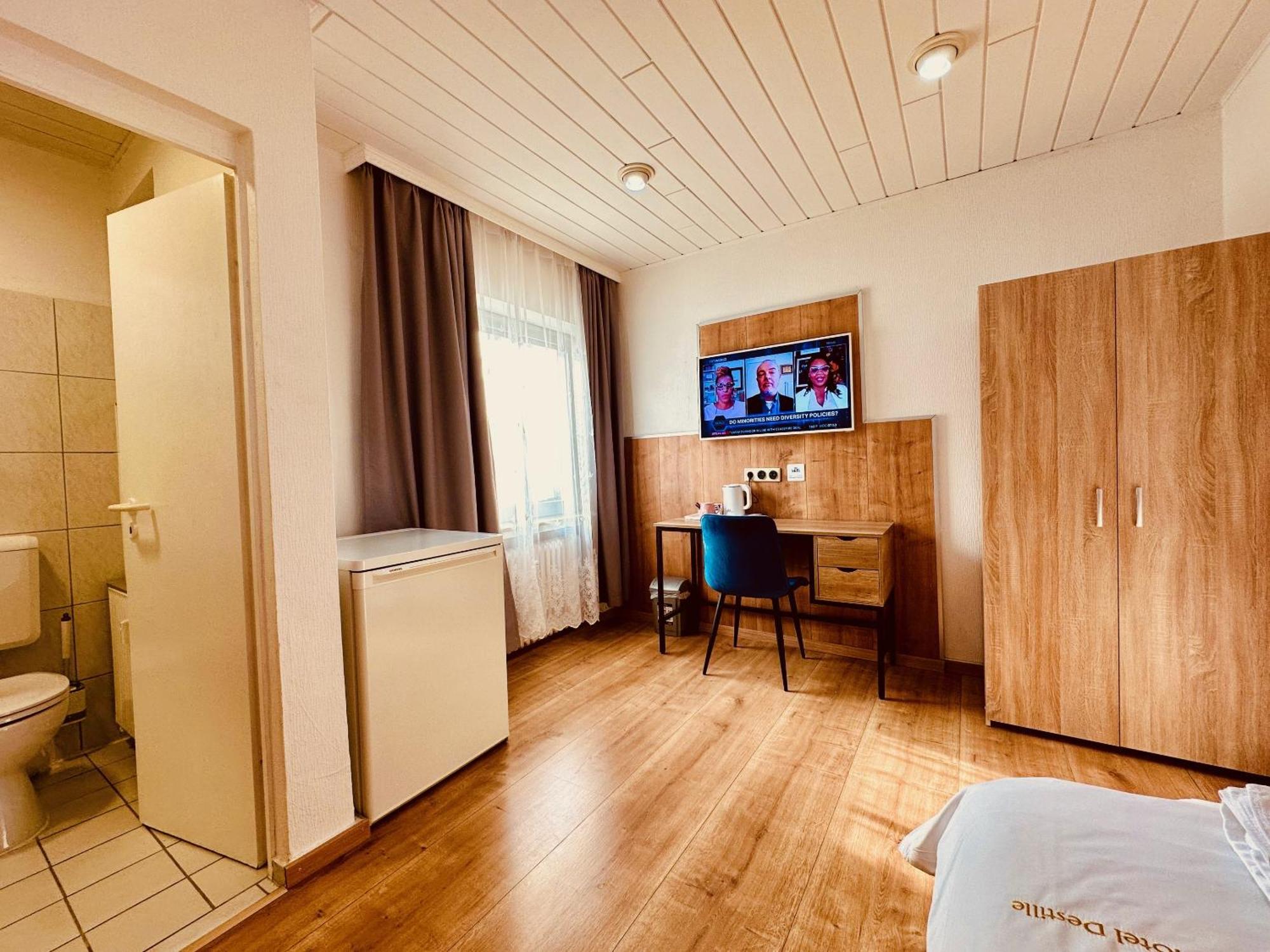 Hotel Destille Dormagen Rum bild